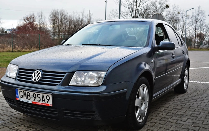 Volkswagen Bora cena 6900 przebieg: 342000, rok produkcji 2004 z Ryki małe 106